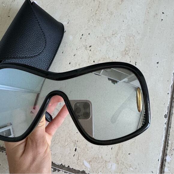New! LOEWE LW40131I 01C Square Mask Sunglasses, Black, Authentic - Picture 11 of 14